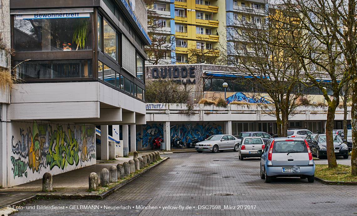21.03.2017 - Abrissbaustelle Quiddezentrum in Neuperlach